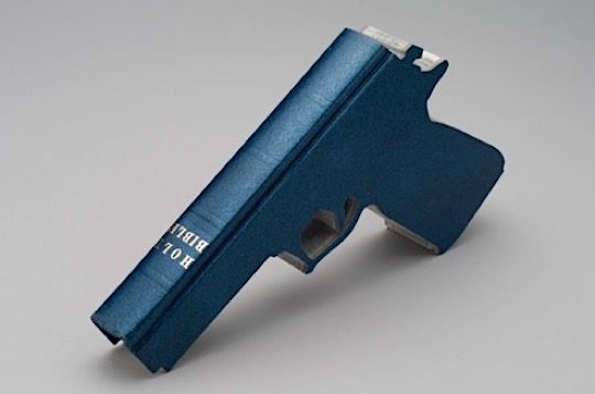 Book Guns by Robert The - picture 4