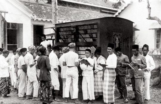 A library truck in Indonesia, early 20th century